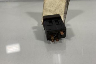 Bouton de warning OPEL ZAFIRA A