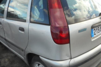 Leve vitre electrique avant droit FIAT PUNTO 1