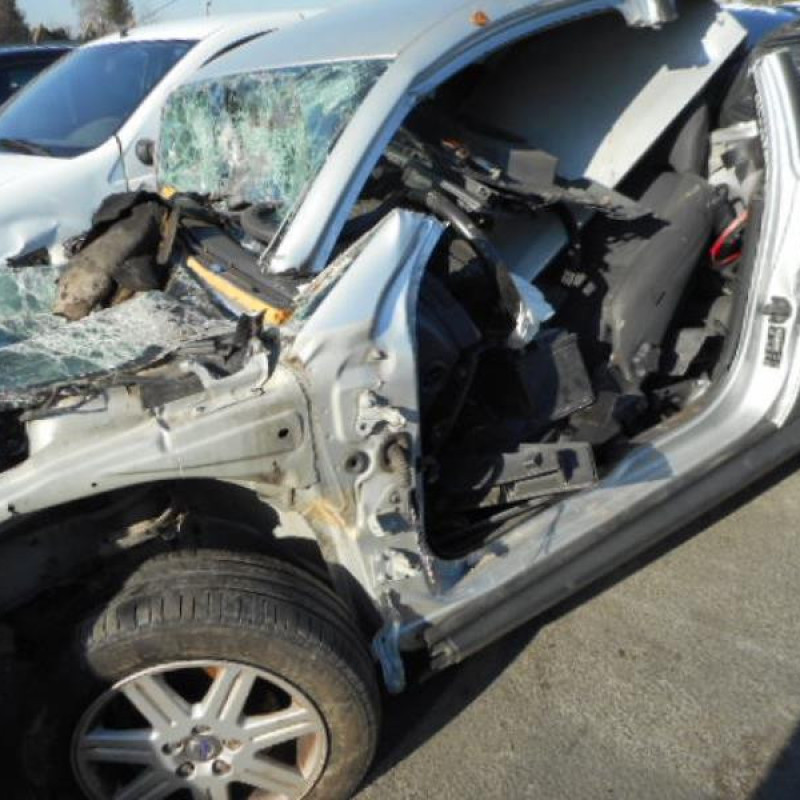 Renfort pare choc arriere (traverse) VOLVO C 30 Photo n°2