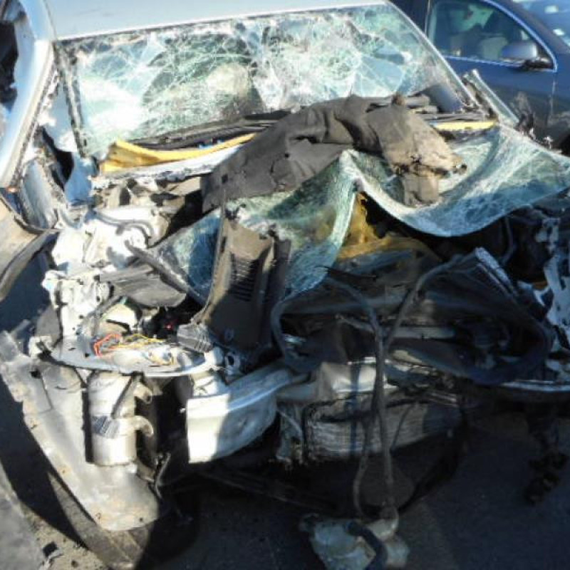 Renfort pare choc arriere (traverse) VOLVO C 30 Photo n°3