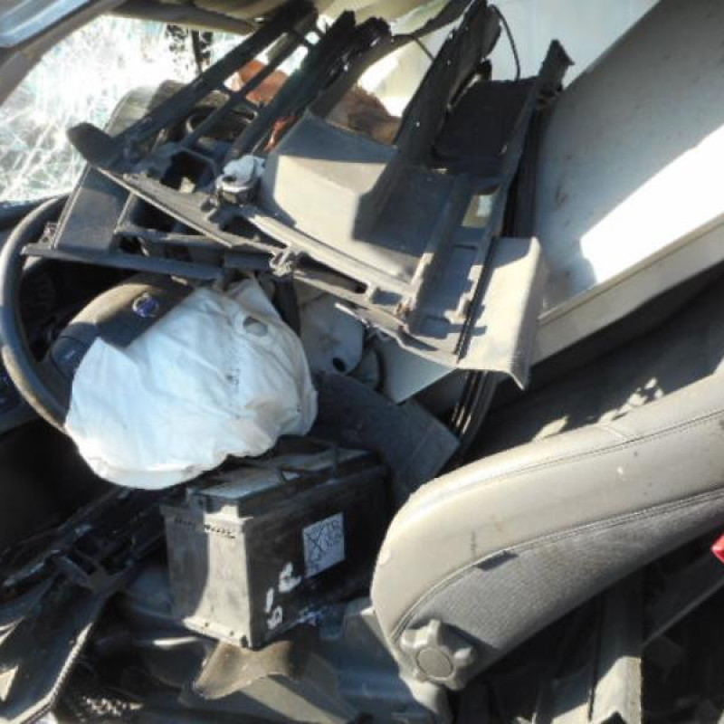 Renfort pare choc arriere (traverse) VOLVO C 30 Photo n°6