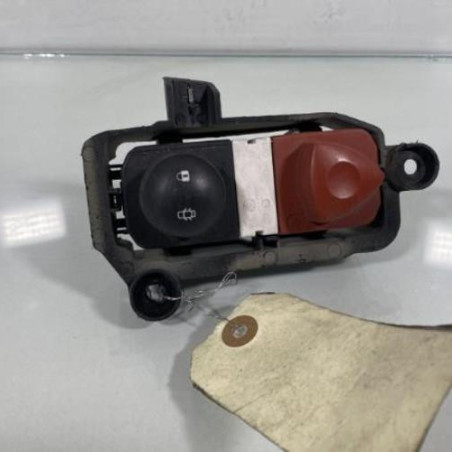 Bouton de warning RENAULT SCENIC 2