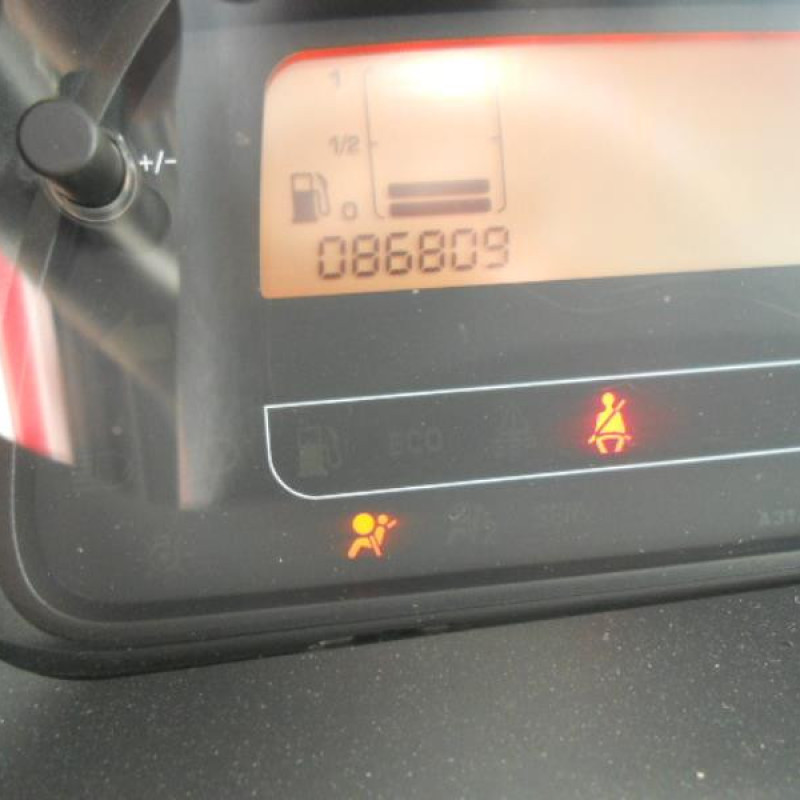Interrupteur de leve vitre avant droit CITROEN C2 Photo n°12