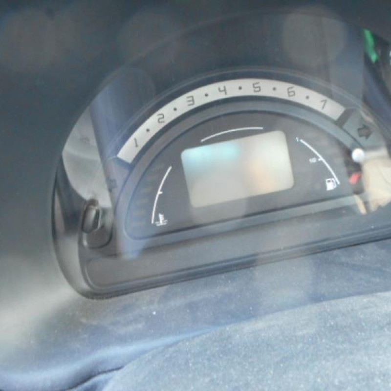 Leve vitre electrique arriere gauche CITROEN C3 1 Photo n°10