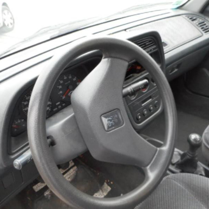 Calandre PEUGEOT 306 Photo n°6