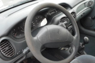 Feu arriere principal gauche (feux) RENAULT MEGANE 1
