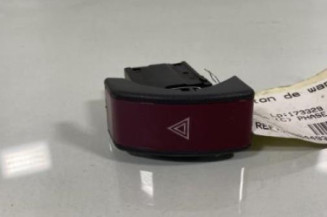 Bouton de warning OPEL CORSA C Photo n°1