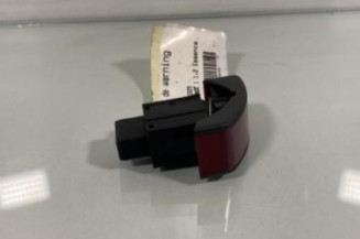 Bouton de warning OPEL CORSA C
