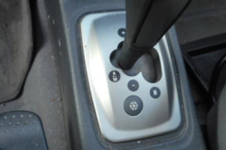 Bouton de warning OPEL CORSA C