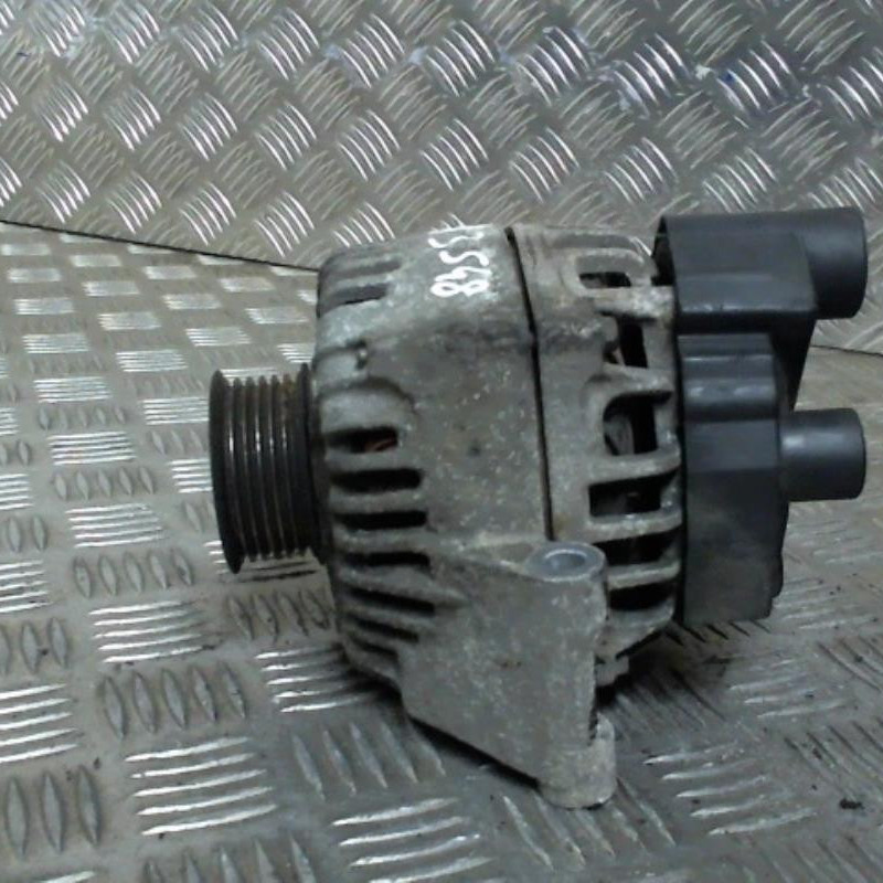 Alternateur FIAT GRANDE PUNTO Photo n°1