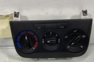 Commande chauffage FIAT GRANDE PUNTO Photo n°1