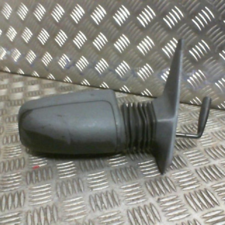 Retroviseur droit PEUGEOT 205