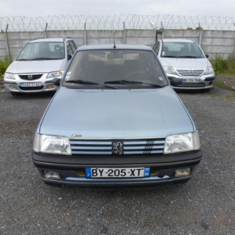 Retroviseur droit PEUGEOT 205 Photo n°3