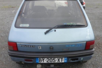 Retroviseur droit PEUGEOT 205
