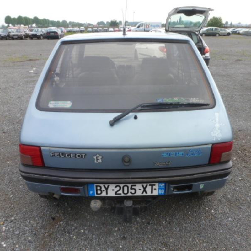 Retroviseur droit PEUGEOT 205 Photo n°5