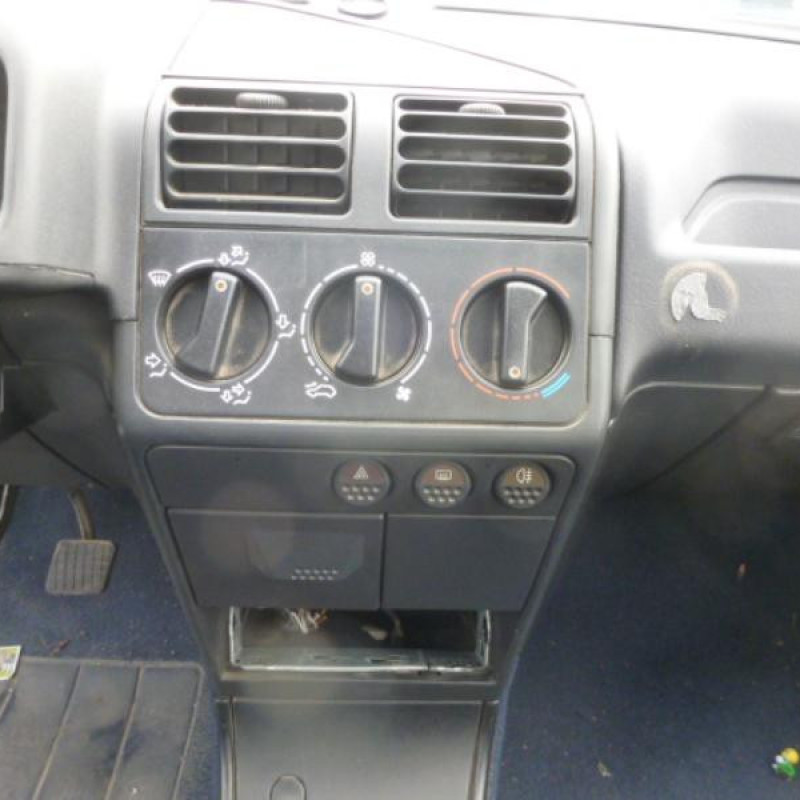 Retroviseur droit PEUGEOT 205 Photo n°7
