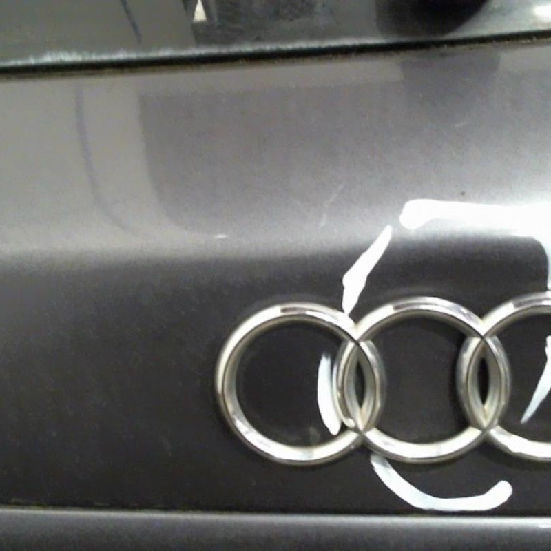 Malle/Hayon arriere AUDI A3 1 Photo n°2