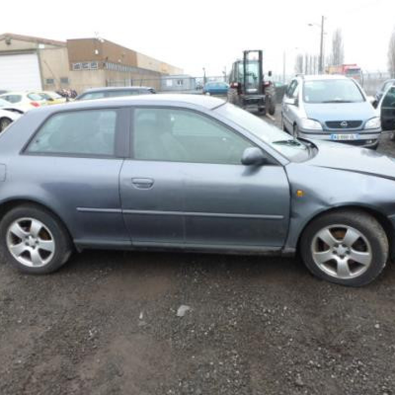 Retroviseur droit AUDI A3 1 Photo n°8