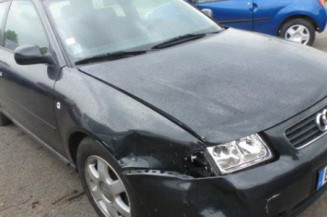 Retroviseur droit AUDI A3 1