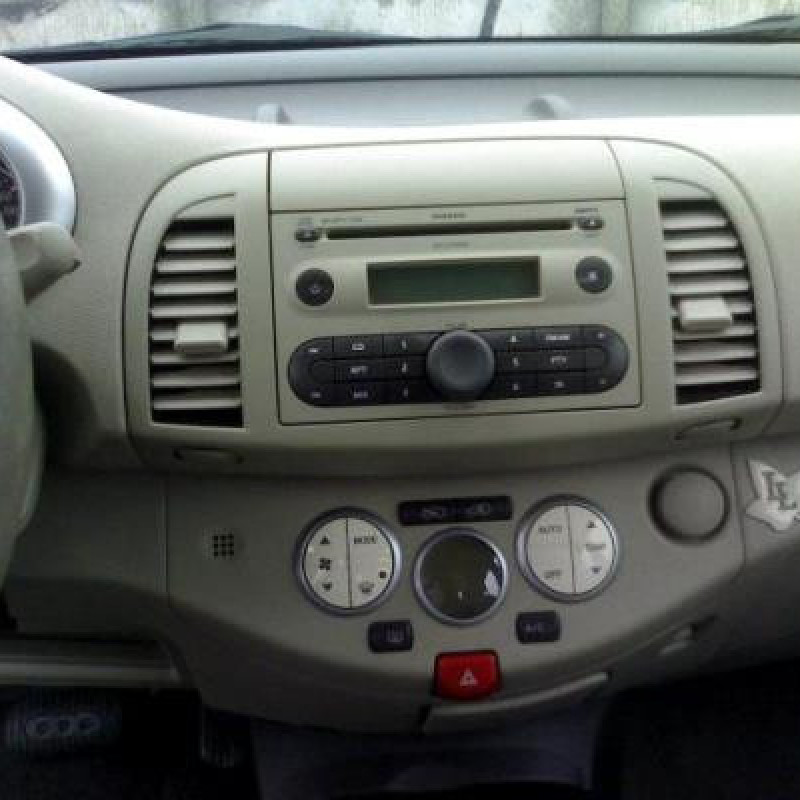 Pretensionneur de ceinture avant droit NISSAN MICRA 3 Photo n°9