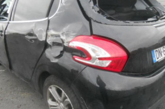 Moteur essuie glace arriere PEUGEOT 208 1