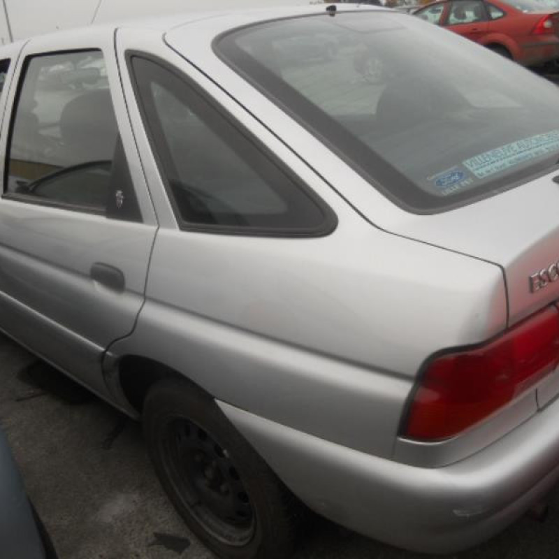 Demarreur FORD ESCORT 6 Photo n°6