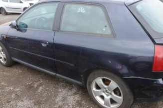 Retroviseur droit AUDI A3 1