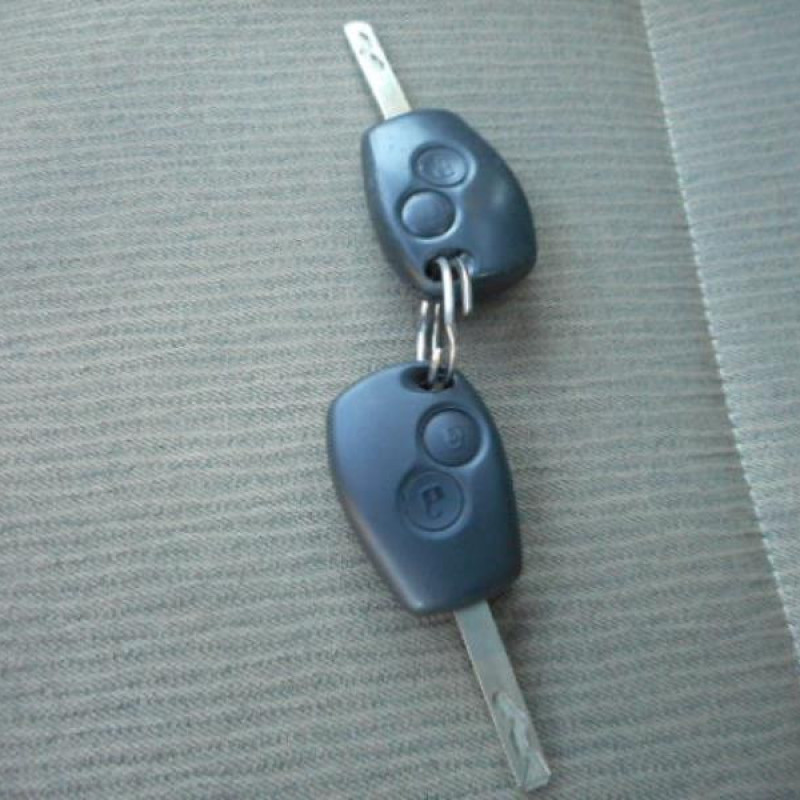 Trappe d'essence RENAULT MODUS Photo n°10