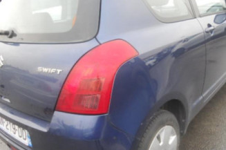 Retroviseur droit SUZUKI SWIFT 3