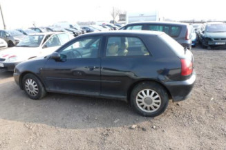 Porte avant droit AUDI A3 1