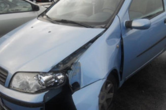 Serrure de coffre FIAT PUNTO 2