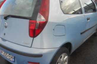 Serrure de coffre FIAT PUNTO 2