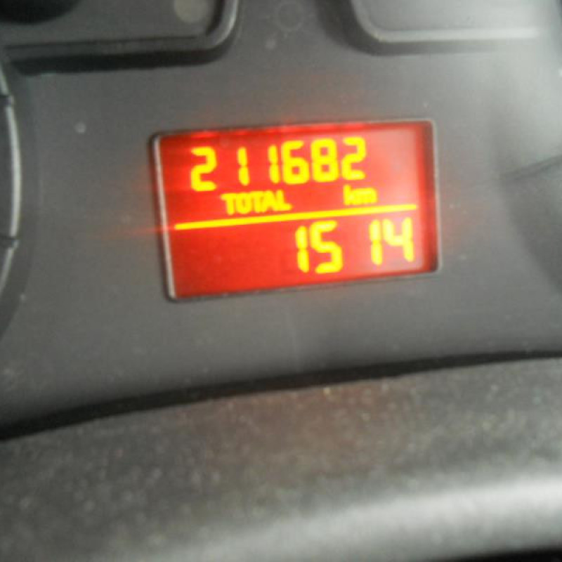 Serrure de coffre FIAT PUNTO 2 Photo n°8
