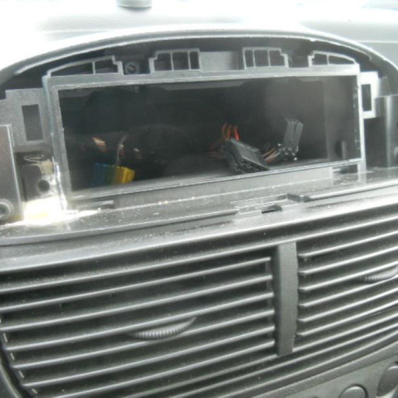 Serrure de coffre FIAT PUNTO 2 Photo n°11