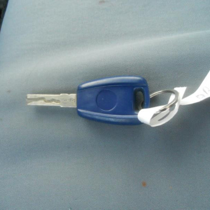 Serrure de coffre FIAT PUNTO 2 Photo n°12