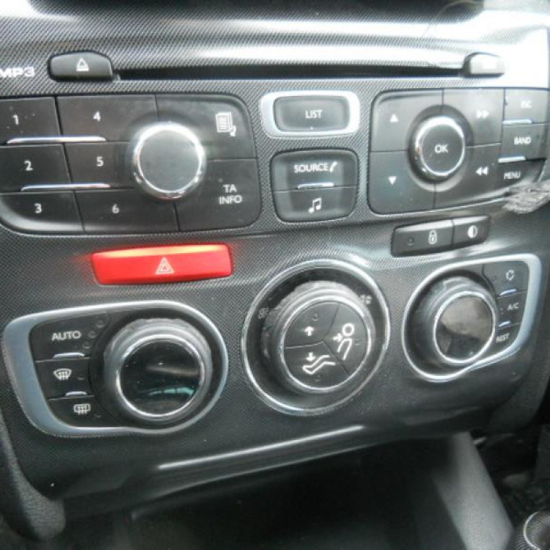 Boite a gants CITROEN C4 2 Photo n°9