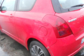 Malle/Hayon arriere SUZUKI SWIFT 3