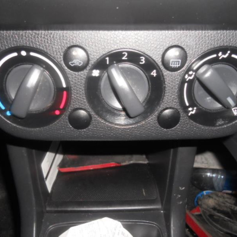Malle/Hayon arriere SUZUKI SWIFT 3 Photo n°9