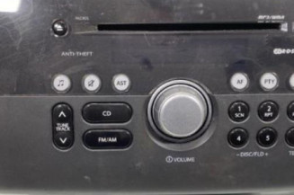 Autoradio d'origine SUZUKI SWIFT 3 Photo n°1