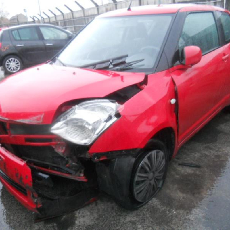 Autoradio d'origine SUZUKI SWIFT 3 Photo n°4