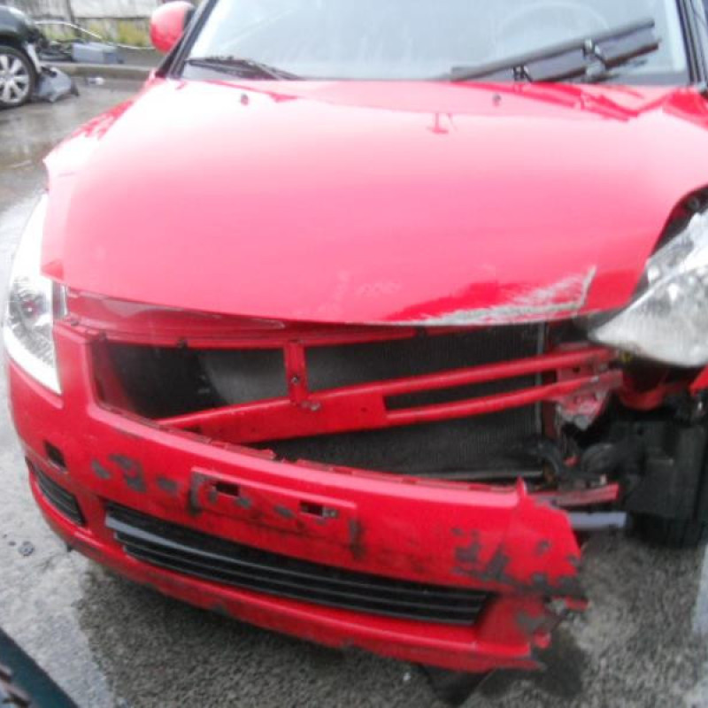 Pretensionneur de ceinture avant gauche SUZUKI SWIFT 3 Photo n°5