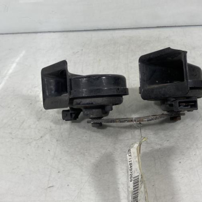 Avertisseur/Klaxon SEAT LEON 1 Photo n°3