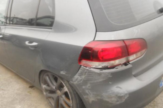 Bouton de warning VOLKSWAGEN GOLF 6