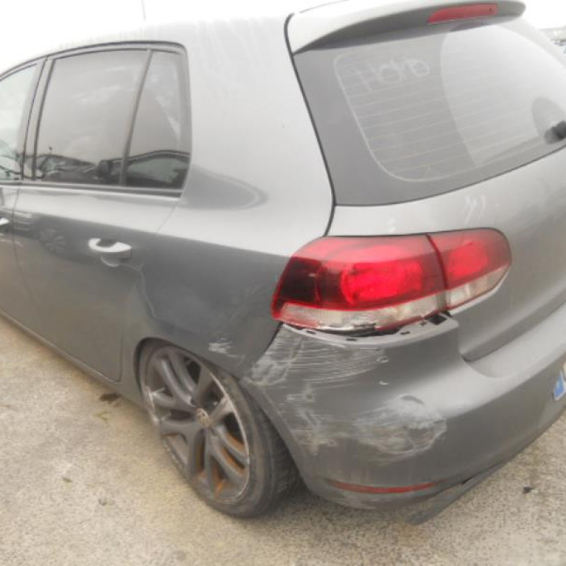 Bouton de warning VOLKSWAGEN GOLF 6 Photo n°8