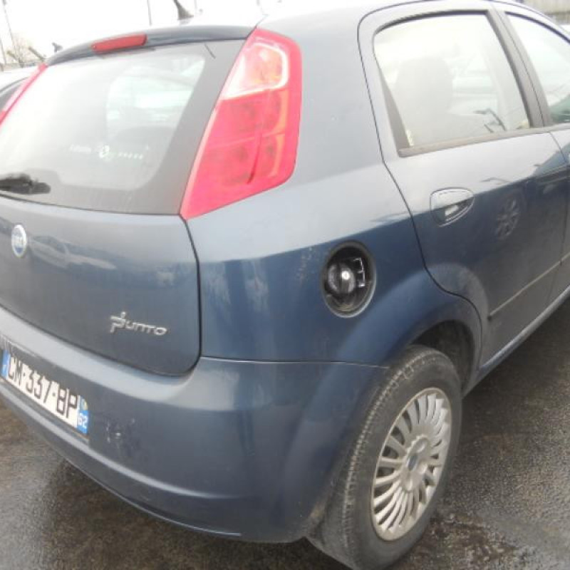 Retroviseur droit FIAT GRANDE PUNTO Photo n°7