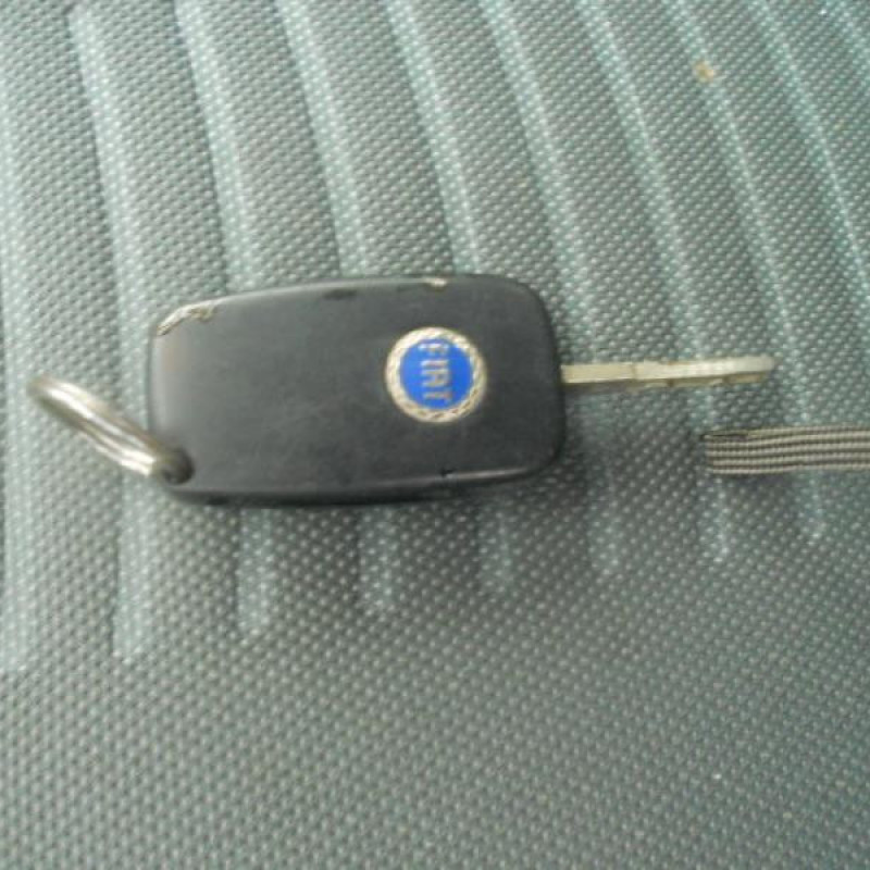 Retroviseur droit FIAT GRANDE PUNTO Photo n°12