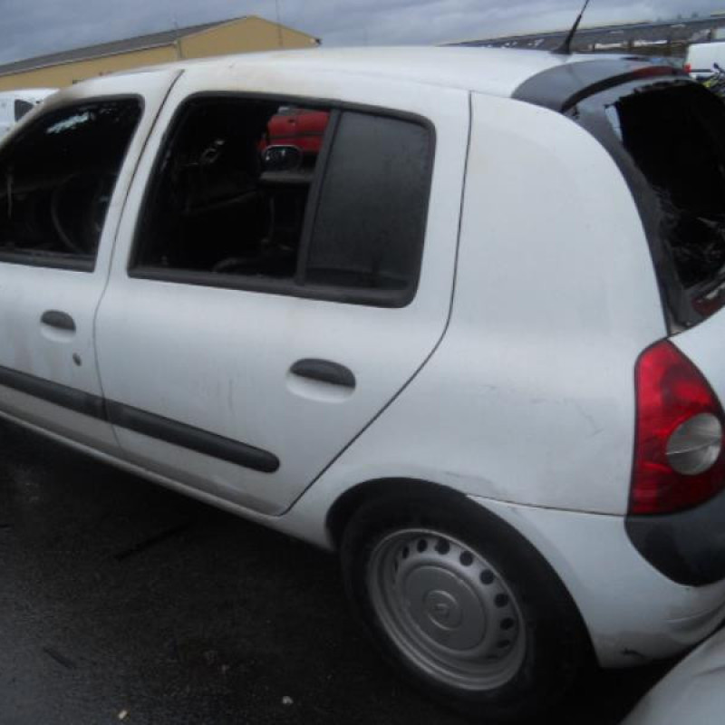 Leve vitre electrique arriere gauche RENAULT CLIO 2 Photo n°6