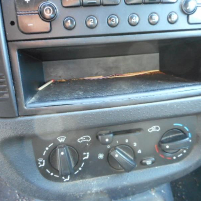 Com (Bloc Contacteur Tournant+Commodo Essuie Glace+Commodo Phare) CITROEN C2 Photo n°14
