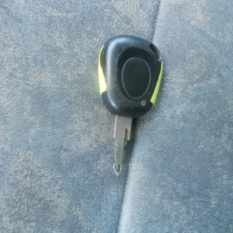 Bras essuie glace arriere RENAULT SAFRANE Photo n°7