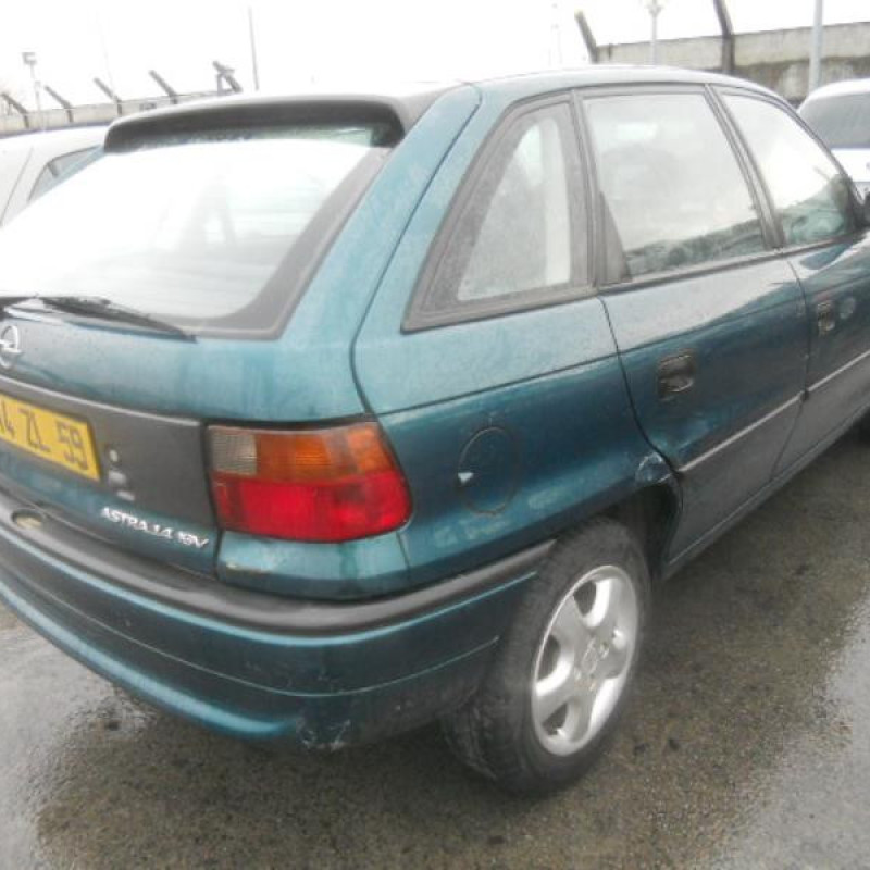 Avertisseur/Klaxon OPEL ASTRA F Photo n°6